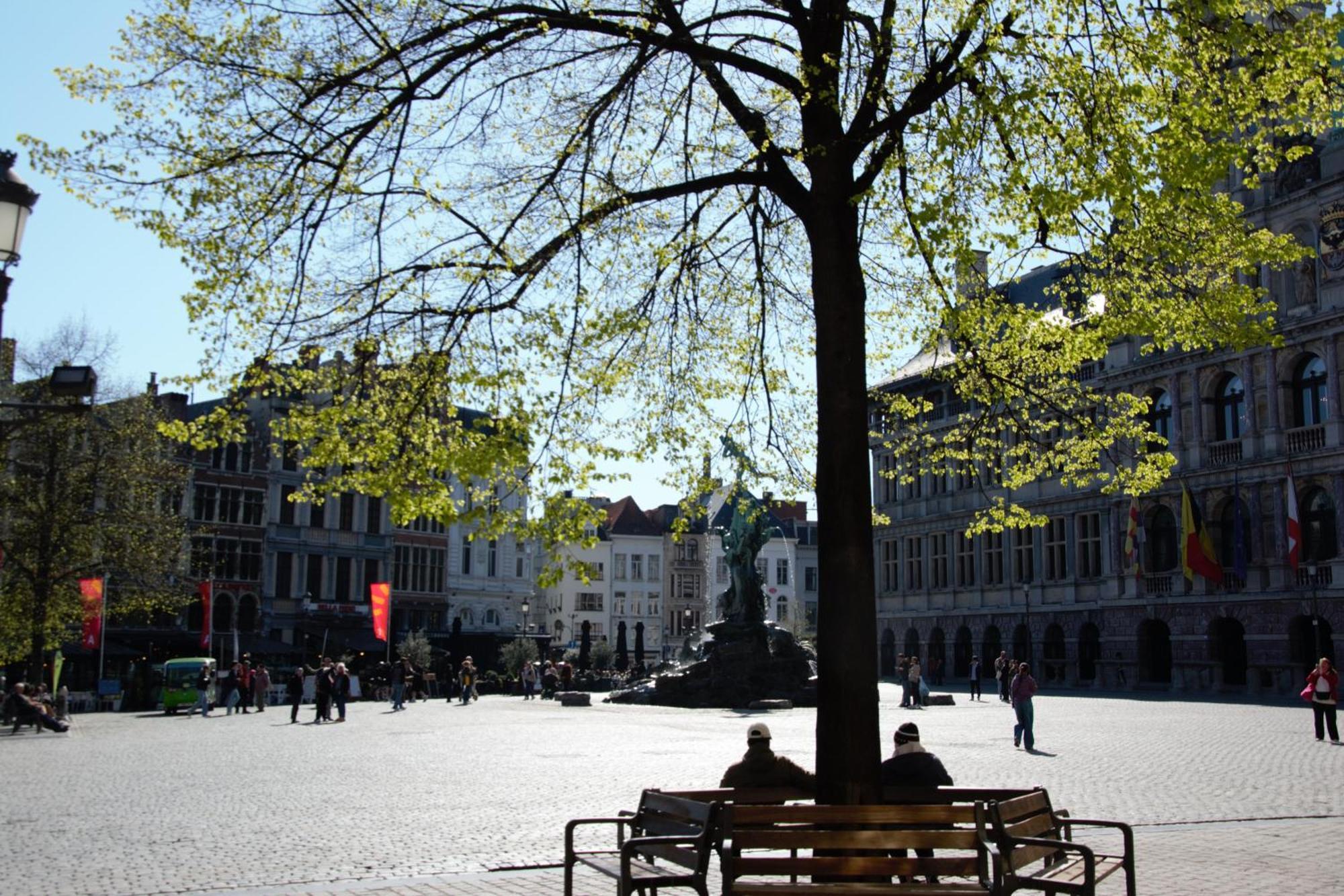 Historical Center Antwerp, All On Foot Exterior photo